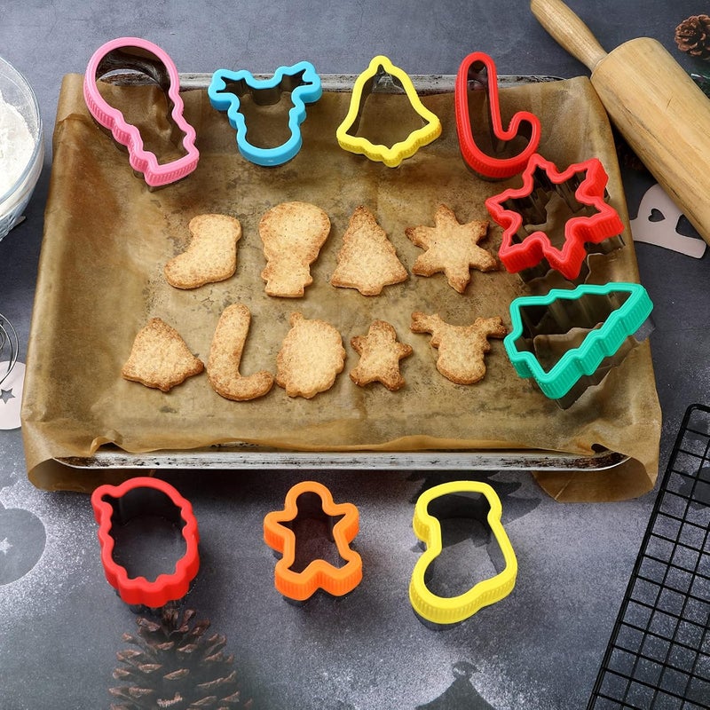 CokiArt Christmas Cookie Cutters Mold Set, 9 Pieces Cookie and Fruit Cutter Molds, DIY Food and Decoration Accessories - Image 3